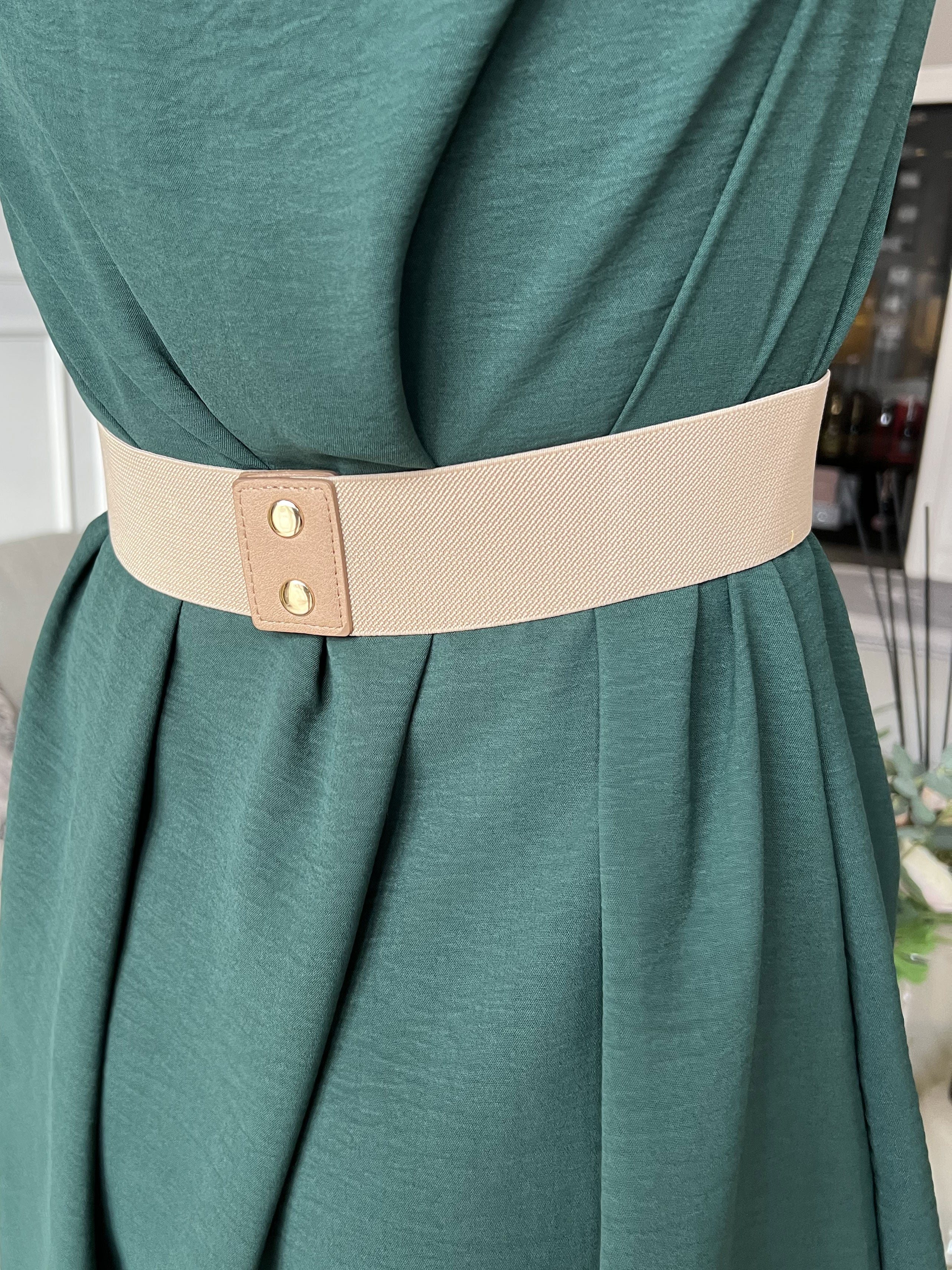 Domenica - Midjebälte med guldspännen